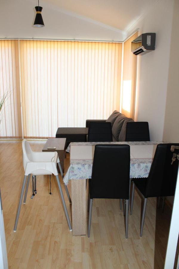 Holiday Villapark - Seaview Albena - Villa 13 Рогачево Экстерьер фото